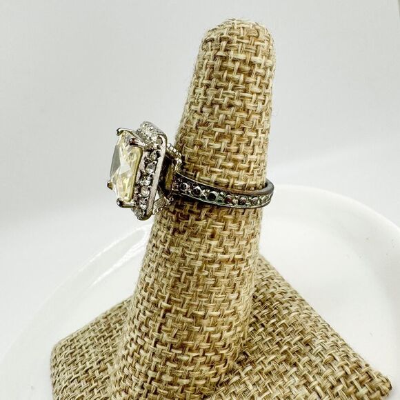 Vintage Citron Square Rhinestone Statement Ring Art Deco Glam Regency Retro - Picture 10 of 13